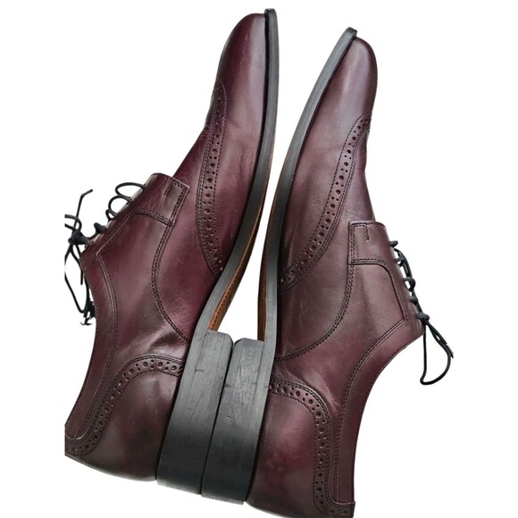 Johnston and Murphy Mens 11.5M Burgundy Leather Lace Wingtip Dress Shoes Oxford main image 2